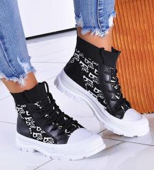 Wysokie damskie trampki Czarne /G8-3 11138 T306/ 37. Czarne trampki NoName, bez wzorów, bez zapięcia. Za 49.90 zł.