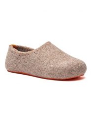 Comfortfusse Kapcie w kolorze brązowym rozmiar: 41. Brązowe kapcie Comfortfüße, bez wzorów, z materiału. Za 194.15 zł.