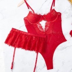 Body z koronką na wyjątkowe okazje Leny. Niebieskie body i gorsety Intica, bez wzorów, z koronki, bez ramiączek. Za 169.00 zł.