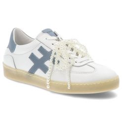 Białe Sneakersy Karino Sportowe Obuwie Damskie z Perełkami. Białe buty treningowe Karino, bez wzorów, z gumy, bez zapięcia. Za 429.00 zł.