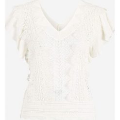 Bluzka Kila. Białe bluzki Y.A.S., s, bez wzorów, z dzianiny, eleganckie, bez kołnierzyka, bez ramiączek. Za 249.00 zł.