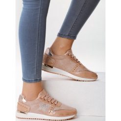 Różowe Buty Sportowe Bring Around. Buty sportowe lifestyle marki Born2be. Za 59.99 zł.