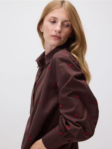 Koszula z haftowanym wzorem - brązowy. Brązowe koszule Reserved, l, bez wzorów, z bawełny, bez kołnierzyka, bez ramiączek. W wyprzedaży za 89.99 zł.