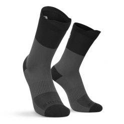 Skarpety za kostkę do biegania w terenie Trekking Siroko Pindos Black. Czarne skarpetki SIROKO, bez wzorów, z materiału. Za 42.00 zł.
