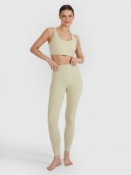 4F Legginsy do jogi i pilatesu szybkoschnące damskie - zielone XS. Zielone legginsy 4f, bez wzorów, z dzianiny, sportowe. W wyprzedaży za 129.99 zł.