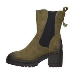 Botki zimowe damskie na obcasie VINCEZA 10812 KHAKI ZAMSZ. Brązowe botki VINCEZA, bez wzorów, z zamszu, bez obcasa, na obcasie, bez zapięcia. W wyprzedaży za 131.45 zł.