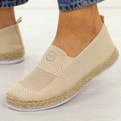 Beżowe espadryle damskie Vinceza 13659. Brązowe espadryle VINCEZA, bez wzorów, z bawełny, eleganckie, z okrągłym noskiem, bez obcasa. Za 129.00 zł.