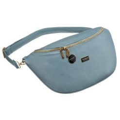 Niebieska saszetka damska biodrówka nerka na ramię crossbody z eko skóry Peterson. Niebieskie nerki i saszetki Peterson, bez wzorów, ze skóry ekologicznej, bez dodatków. Za 79.99 zł.