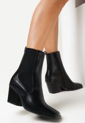 Czarne Botki Kowbojki z Kwadratowym Noskiem Micolasa. Czarne botki Born2be, bez wzorów, z jeansu, eleganckie, bez obcasa, na obcasie, bez zapięcia. Za 59.99 zł.