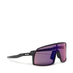 Okulary przeciwsłoneczne Oakley. Czarne okulary przeciwsłoneczne Oakley, bez wzorów. Za 679.00 zł.