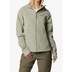 Kurtka softshell damska Columbia Sweet As III Hooded Softshell. Zielone kurtki przejściowe sportowe Columbia, bez wzorów, z softshellu, bez kaptura, trekkingowe. Za 325.49 zł.
