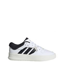 Buty Court 24. Białe buty sportowe lifestyle adidas, bez wzorów, bez zapięcia. W wyprzedaży za 309.30 zł.