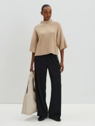 Someday Sweter "Talja" w kolorze jasnobrązowym rozmiar: S. Brązowe swetry someday., s, bez wzorów, z wełny, bez ramiączek. Za 173.99 zł.