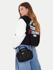 Tommy Jeans Torebka Tjw Ess Daily Crossover AW0AW17889 Czarny. Czarne torebki klasyczne Tommy Jeans, bez wzorów, z jeansu, bez dodatków. Za 188.99 zł.