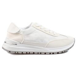 Lekkie buty sportowe damskie Shelovet białe. Białe buty treningowe SHELOVET, bez wzorów, bez zapięcia. Za 122.20 zł.