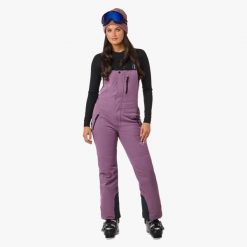 Spodnie narciarskie Kobieta Swedemount Cervinia Bib Pants wodoodporne. Fioletowe spodnie narciarskie SWEDEMOUNT, bez wzorów, narciarskie. W wyprzedaży za 522.00 zł.