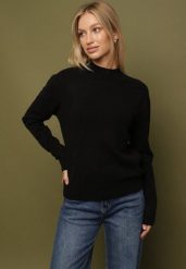 Czarny Sweter z Wełną i Wiskozą o Prostym Fasonie z Półgolfem Giolera. Czarne swetry Born2be, s, bez wzorów, z wełny, biznesowe, bez ramiączek. Za 119.99 zł.