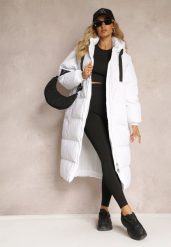 Biała Długa Kurtka Pikowana Płaszcz z Kapturem Serea. Białe kurtki Renee, l, bez wzorów, z jeansu, z kapturem. W wyprzedaży za 175.99 zł.