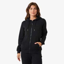 Sweter treningowy Kobieta Swedemount Move Soft Full Zip Hood szybkoschnąca. Czarne swetry SWEDEMOUNT, bez wzorów, z tkaniny, wakacyjne, bez ramiączek. Za 199.99 zł.