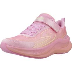 Buty SKECHERS MAX CUSHIONING ASCEND SMOOT Rose. Czerwone buty trekkingowe Skechers, bez wzorów, z tkaniny, bez zapięcia, trekkingowe. Za 238.99 zł.