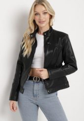 Czarna Kurtka Ramoneska Taliowana z Ekoskóry Zapinana pod Szyją Ternia. Czarne kurtki Born2be, l, bez wzorów, z jeansu, eleganckie, bez kaptura. W wyprzedaży za 104.99 zł.