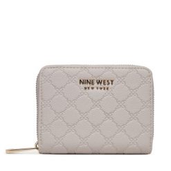 Portfel Nine West. Fioletowe portfele Nine West, bez wzorów. Za 69.99 zł.