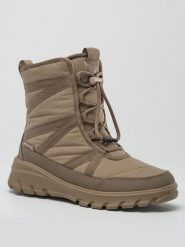 Kamik Botki zimowe "Snowdon" w kolorze jasnobrązowym rozmiar: 38. Brązowe botki Kamik, bez wzorów, z materiału, bez obcasa, bez zapięcia. Za 274.75 zł.