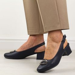 Niebieskie czółenka damskie na obcasie M.Daszyński Sa233-4. Niebieskie czółenka M.Daszyński, na jesień, z aplikacjami, ze skóry, eleganckie, bez obcasa, na obcasie, bez zapięcia. Za 159.00 zł.