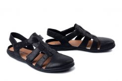 JOSEF SEIBEL 75801 002 105 Caitlyn 01 black-black, sandały damskie. Czarne sandały Josef Seibel, bez wzorów, ze skóry, bez obcasa, bez zapięcia. Za 399.90 zł.