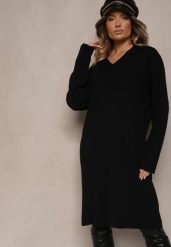 Czarna Sweterkowa Sukienka z Bawełną i Wełną z Dekoltem w Serek Ilasirae. Czarne sukienki Renee, na co dzień, s, bez wzorów, z bawełny, eleganckie, bez kołnierzyka, bez ramiączek, midi. W wyprzedaży za 48.99 zł.