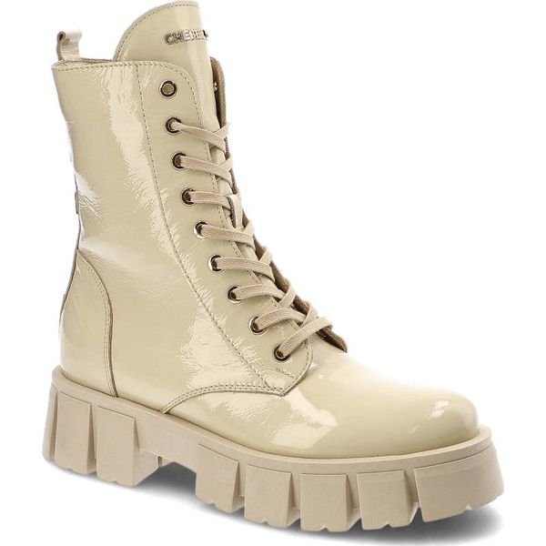 Beżowe Botki Chebello Eleganckie Skórzane Buty Damskie. Brązowe botki CheBello, bez wzorów, ze skóry, eleganckie, bez obcasa, bez zapięcia. Za 379.00 zł.