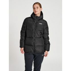 Damska kurtka puchowa Hummel GC Nicola. Czarne kurtki Hummel, s, bez wzorów, z puchu, sportowe, bez kaptura. Za 463.00 zł.