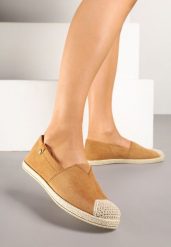Brązowe Espadryle z Elastyczną Wstawką Zdobione Plecionką Kinellis. Brązowe espadryle Renee, z aplikacjami, eleganckie, bez obcasa. W wyprzedaży za 39.99 zł.