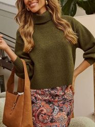 Milan Kiss Golf w kolorze oliwkowym rozmiar: L. Zielone swetry Milan Kiss, l, bez wzorów, bez ramiączek. Za 152.99 zł.