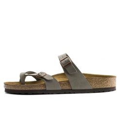 Klapki Birkenstock Mayari Damskie. Szare klapki Birkenstock, bez wzorów, z materiału, bez obcasa, bez zapięcia. Za 401.85 zł.