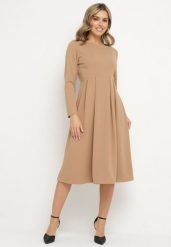 Ciemnobeżowa Elegancka Sukienka Rozkloszowana Temarielis. Brązowe sukienki Born2be, m, bez wzorów, eleganckie, bez kołnierzyka, bez ramiączek, midi, oversize. W wyprzedaży za 97.99 zł.