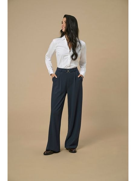 JDY Spodnie w kolorze granatowym rozmiar: XS/L32. Niebieskie spodnie materiałowe JDY, bez wzorów, z materiału, z podwyższonym stanem. Za 88.02 zł.