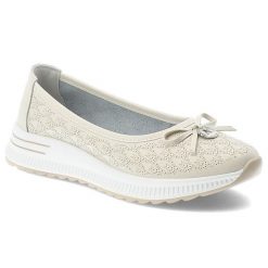 Półbuty damskie Filippo, cholewka ze skóry naturalnej z subtelną perforacją wsuwany fason z ozdobną kokardą, beżowe, DP6718/26. Brązowe półbuty wsuwane Filippo, bez wzorów, ze skóry, bez obcasa. Za 169.00 zł.