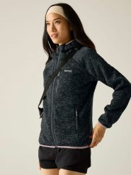 Regatta Kurtka polarowa "Newhill" w kolorze czarnym rozmiar: 36. Czarne kurtki Regatta, bez wzorów, z polaru, bez kaptura. Za 123.82 zł.