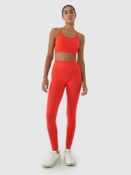 4F Legginsy treningowe bezszwowe damskie - czerwone XS/S. Czerwone legginsy 4f, bez wzorów, z dzianiny, klasyczne. W wyprzedaży za 79.99 zł.