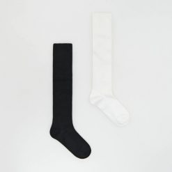 Skarpetki z domieszką wełny 2 pack - Czarny. Czarne skarpetki Reserved, bez wzorów, z wełny. Za 39.99 zł.