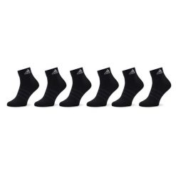 Skarpety krótkie adidas. Czarne skarpetki adidas, bez wzorów. Za 59.99 zł.