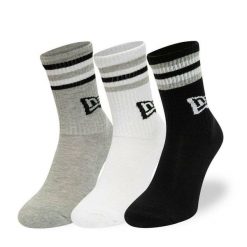 Skarpetki retro New Era Stripe. Białe skarpetki New Era, bez wzorów, z bawełny. Za 107.50 zł.