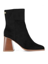 Nine West Botki WFA3361-1 Czarny. Czarne botki Nine West, bez wzorów, bez obcasa, na słupku, bez zapięcia. Za 223.99 zł.