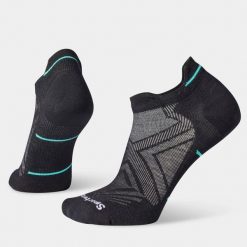 Skarpetki damskie Smartwool Zero Cushion. Czarne skarpetki Smartwool, bez wzorów, z elastanu. Za 144.50 zł.