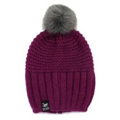 Czapka z pomponem – unisex – rozmiar uniwersalny – wyprodukowano w UE (bordowy). Czerwone czapki zimowe SURF MONKEY, bez wzorów, z materiału, eleganckie. Za 179.95 zł.
