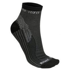 Skarpetki Myfit Race. Czarne skarpetki MYFIT, bez wzorów. Za 131.50 zł.