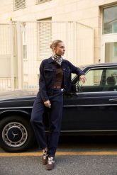 Jeansy z paskiem ciemnogranatowe. Jeansy MOODO, xl, bez wzorów, z bawełny. Za 149.99 zł.