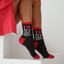 Czarne skarpetki damskie I LOVE MY BOYFRIEND 1141. Czarne skarpetki Milena, bez wzorów, z bawełny. Za 15.90 zł.
