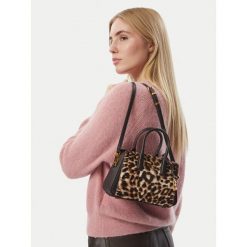 Torebka MICHAEL Michael Kors. Brązowe torebki klasyczne MICHAEL Michael Kors, bez wzorów, klasyczne, bez dodatków. Za 1,209.00 zł.